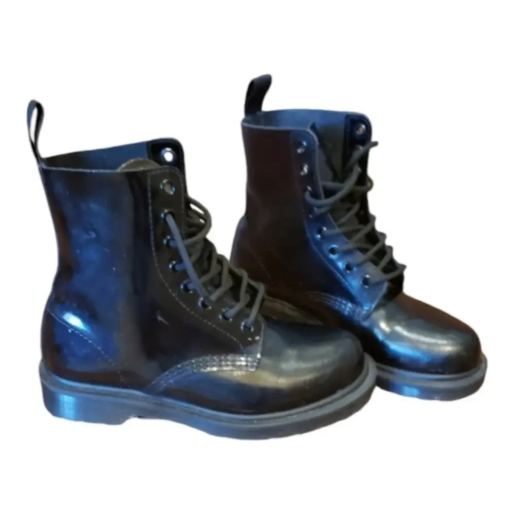 Dr. Martens sz 5 girls older 1460 Combat Boots Black Patent Leather